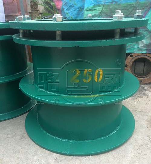 上海駱盈生產(chǎn)的柔性<a href=http://www.m.yw25je.com target=_blank class=infotextkey>防水套管</a>