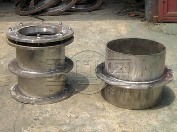 不銹鋼柔性<a href=http://www.m.yw25je.com target=_blank class=infotextkey>防水套管</a>和<a href=http://www.m.yw25je.com target=_blank class=infotextkey>剛性防水套管</a>