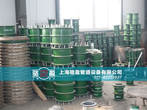 柔性<a href=http://www.m.yw25je.com target=_blank class=infotextkey>防水套管</a>日常生產(chǎn)