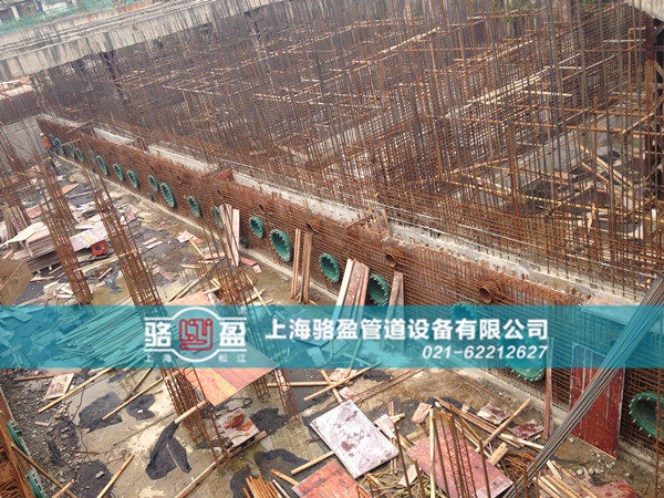 剛性<a href=http://www.m.yw25je.com target=_blank class=infotextkey>防水套管</a>安裝實(shí)圖